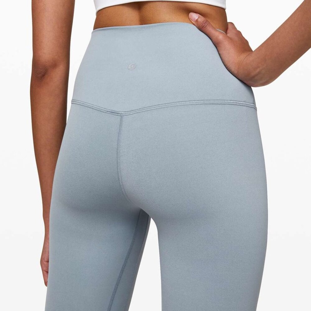 Lululemon Align Crop 21" Light Blue Chambray‎ - Picture 4 of 11